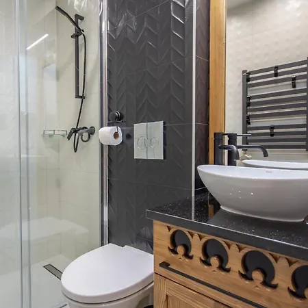 Goscinne Zosia Bed & Breakfast Bukowina Tatrzanska