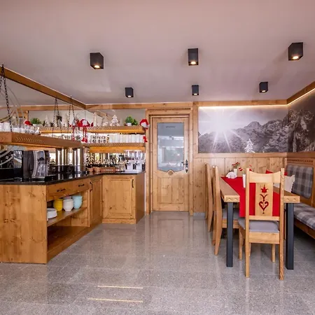 Goscinne Zosia Bed & Breakfast Bukowina Tatrzańska